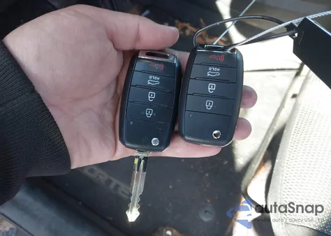 2017 Kia Forte Lx из США, поврежденный, VIN 3KPFK4A78HE149217